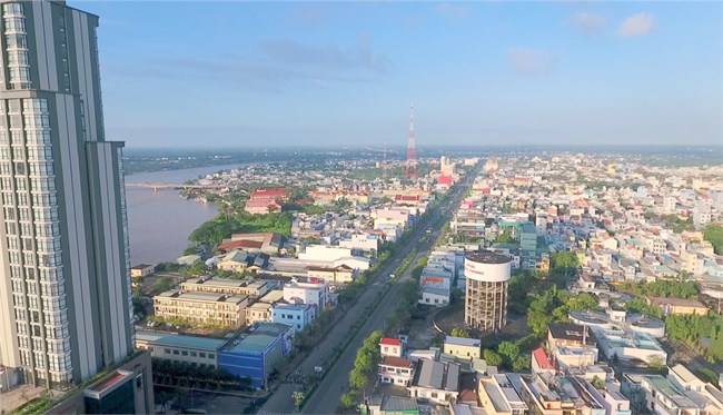 Phát triển bền vững vùng ĐBSCL và kết nối với vùng kinh tế trọng điểm (10/6/2023)

       